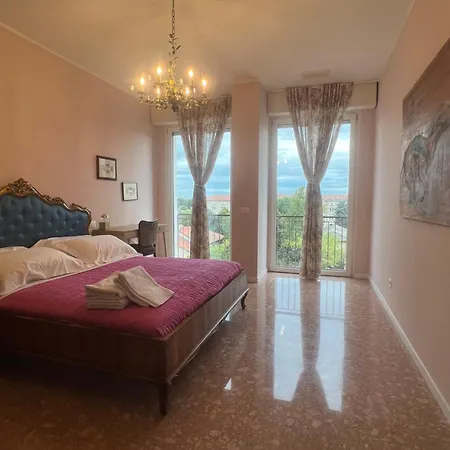 Centro Storico Grande Casa Moderna Apartman