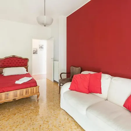 Centro Storico Grande Casa Moderna Apartman *